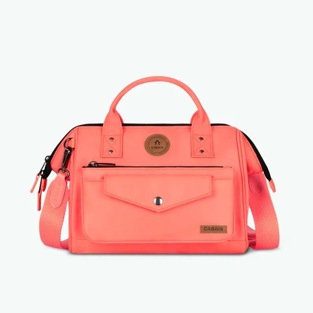 imgi_1851_TDM_W24_CROSSBODY_M_BARI_3667022014025_01