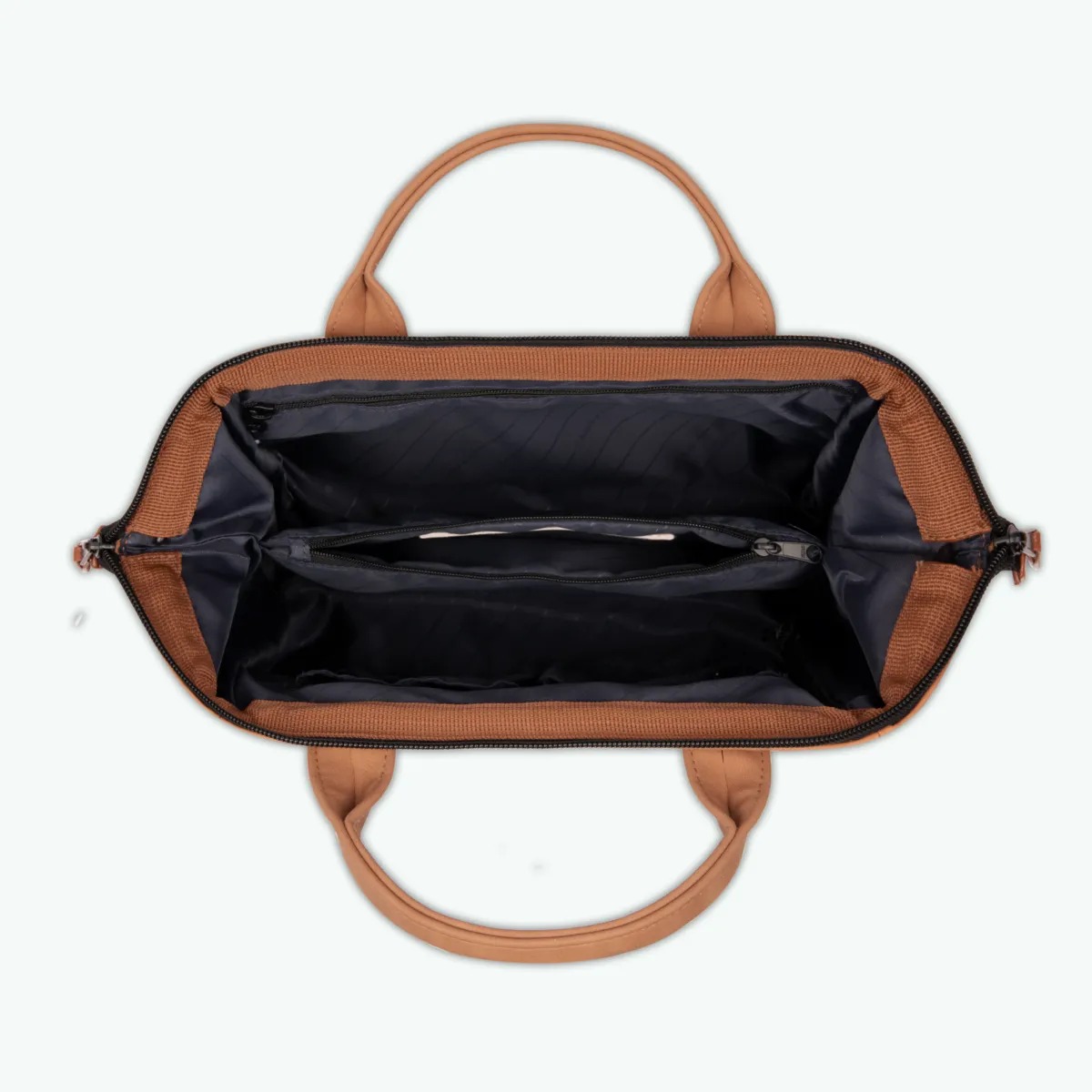 imgi_2526_TDM_W24_ADV_CROSSBODY_MOSCOW_3667022013806_03_50e22c50-9e1d-4eb8-a8fe-aee52ee758d2