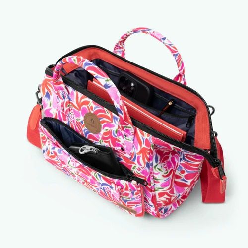 imgi_293_TDM_S26_CROSSBODY_MEDIUM_SANTORINI_3667022023768_04